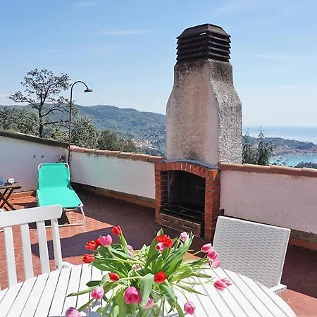 Il Mare Nel Bosco Con Terrazza Nella Natura, Vista Mare, E Isole Holiday home *