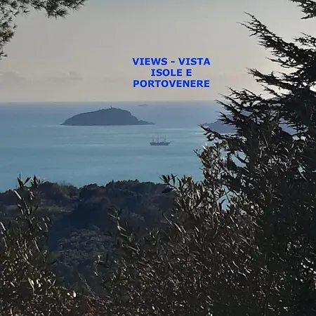 Il Mare Nel Bosco Con Terrazza Nella Natura, Vista Mare, E Isole Holiday home *