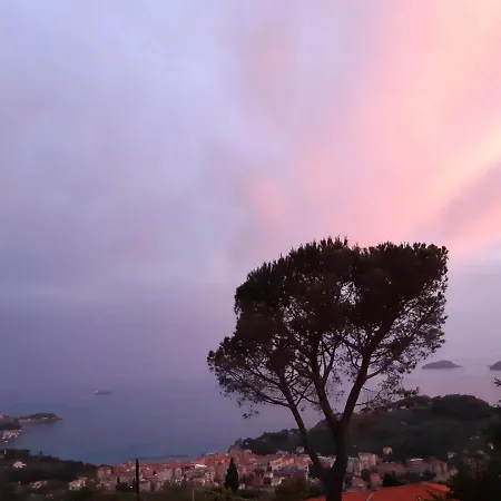 Holiday home Il Mare Nel Bosco Con Terrazza Nella Natura, Vista Mare, E Isole