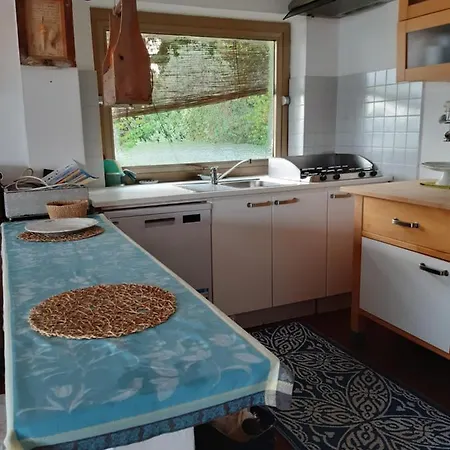 Il Mare Nel Bosco Con Terrazza Nella Natura, Vista Mare, E Isole Tatil Evi